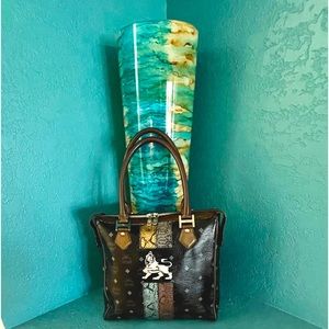 MCM Black leather Visetos Lion Princess Tote Top zip closure with rolled handles